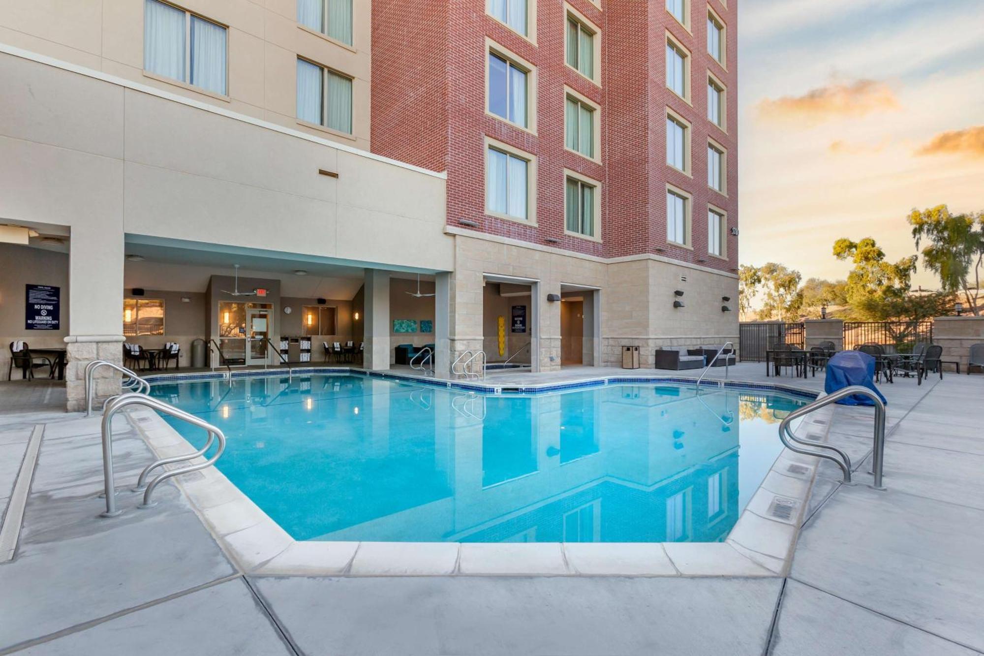 Drury Plaza Hotel Phoenix Tempe Exterior foto